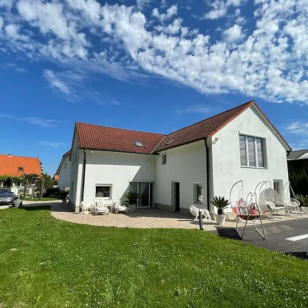 Weisse Appartement *